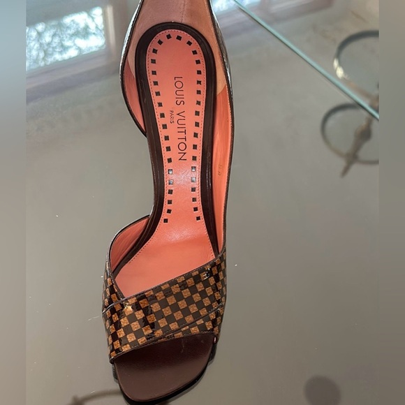 Louis Vuitton Damier Ébène Patent heels size 39 - Picture 1 of 4